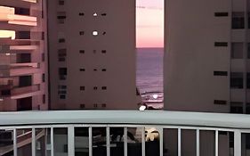 Apê da Mi - 2 minutos da Praia de Pintangueiras - Guarujá
